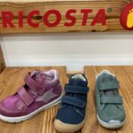 幼児の靴選び承っています